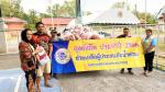 นายกฯ อบต.นาประดู่ ร่วมมอบถุงยังชีพ ช่วยเหลือผู้ประสบภัยน้ำท