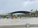ลงพื้นที่ติดตามสถานการณ์น้ำท่วม ภายในเขต อบต.นาประดู่